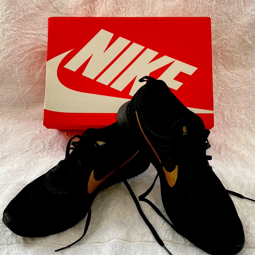 👍🏽🔥NIKE Dualtone Racer blackn gold super clean!!